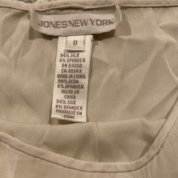 Cream colored silk blouse - Picture 3 of 4